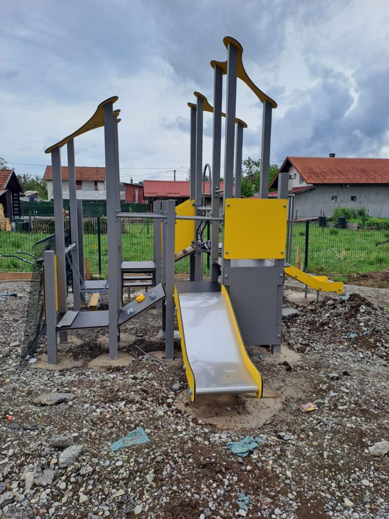 Radovi na novom igralištu